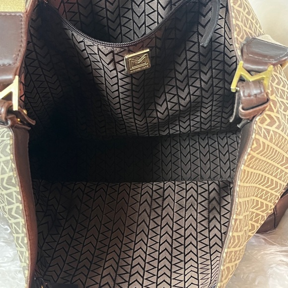 MICHAEL Michael Kors Chevron Tote in Brown and Cream - Picture 13 of 15